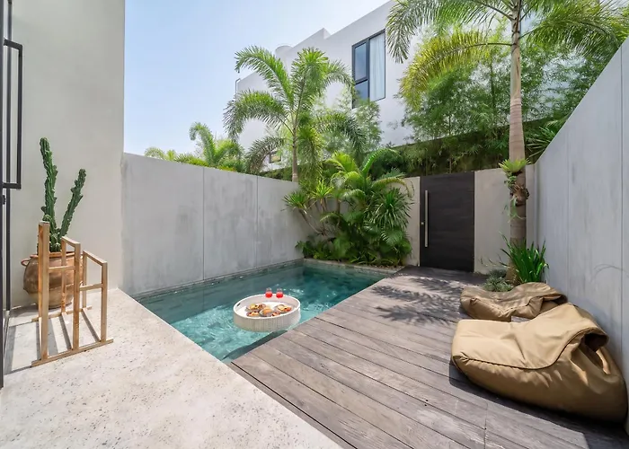 Townhouse 08 - Family With Private Pool In The Heart Of * Canggu (Bali)